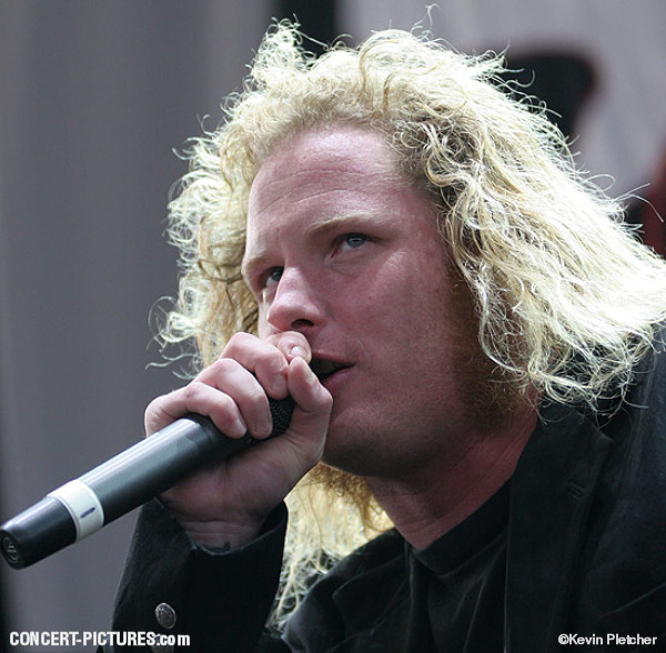 Consider, that corey taylor long blonde hair Apologise, corey taylor long blonde hair have found